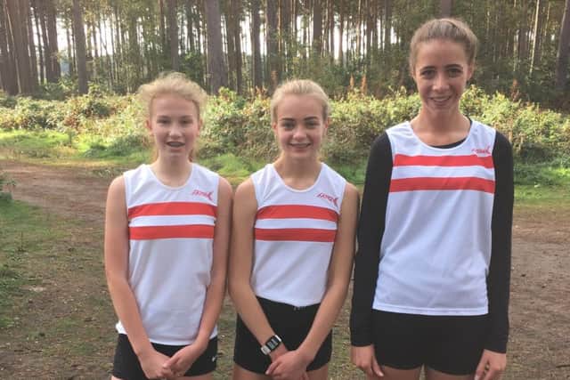 The U15 girls trio went straight to the top of the team standings EMN-181015-152326002
