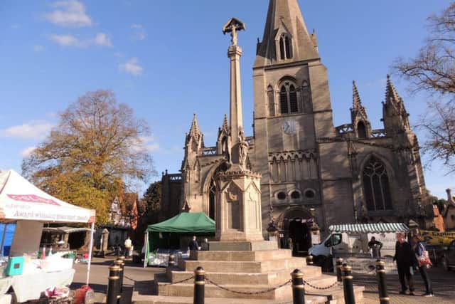 Sleaford War Memorial. EMN-180611-095040001
