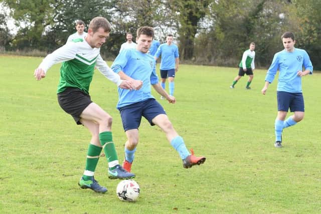 Friskney (blue) v Pointon Res (green). Jeremy Brown (blue), Greg Allen (green)