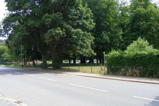 Boston Road recreation ground. EMN-180511-125244001