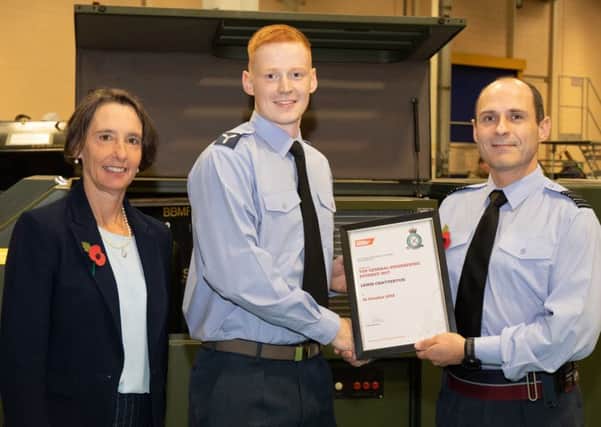 Senior Aircraftman (SAC) Lewis Chatterton has been awarded the Institution of Mechanical Engineers award for the Best Overall General Mechanical Engineering Student for 2017.