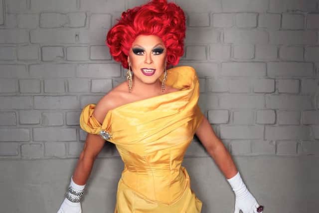 La VoixPhoto by Dean Stockings EMN-180811-102614001