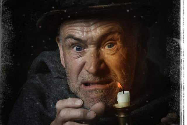 Christmas Carol EMN-181116-182335001