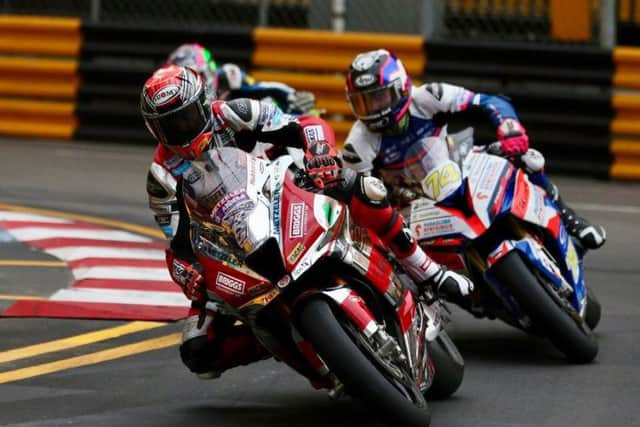 Gary Johnson (7) remained in a pack of five at the business end of the race EMN-181119-180727002