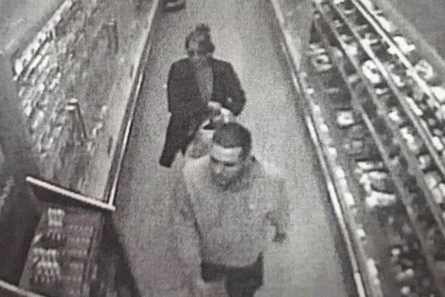 Do you recognise these people? EMN-181121-164249001