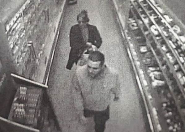 Do you recognise these people? EMN-181121-164249001