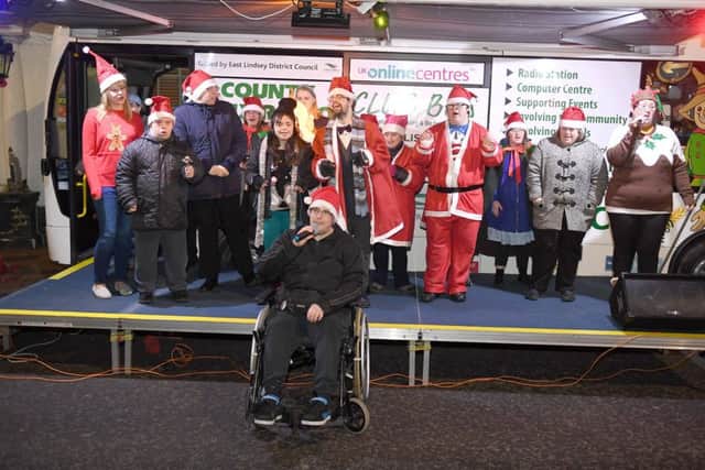 Spilsby Christmas Market and lights switch-on. Christmas lights switch-on. ANL-171127-133752001