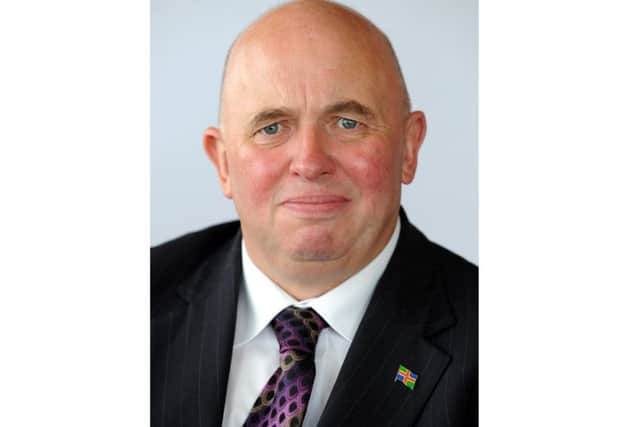 Coun Colin Davie EMN-181128-120506001