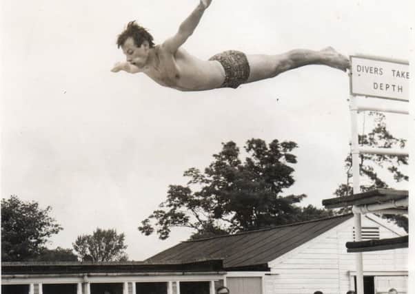 Former carre's student Johnny McBride takes a dive. EMN-181214-165856001