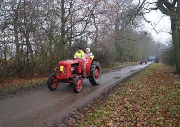 Middle Rasen Tractor Road Run EMN-181222-085643001