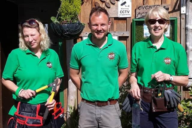 Volunteers at Skegness Eco Centre are ready to put your unwanted Christmas trees to good use. ANL-181231-085550001