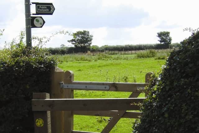 Walking in Ashby de la Launde, Scopwick and Digby. EMN-190401-134244001