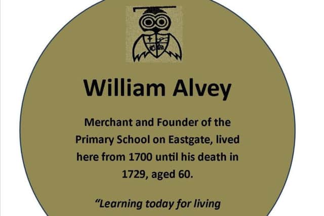 The design for the William Alvey roundel. EMN-190401-141812001