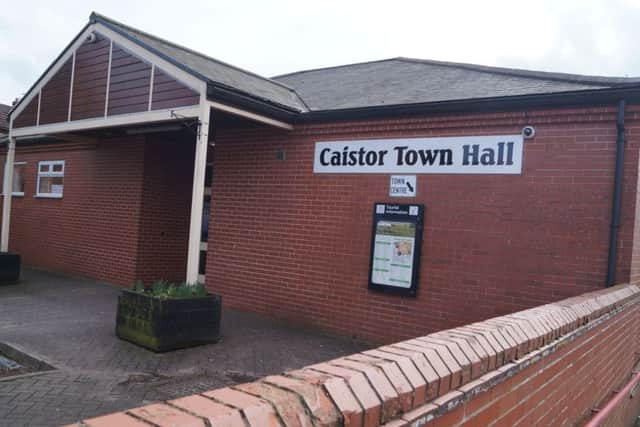 Caistor Town Hall EMN-191001-140228001