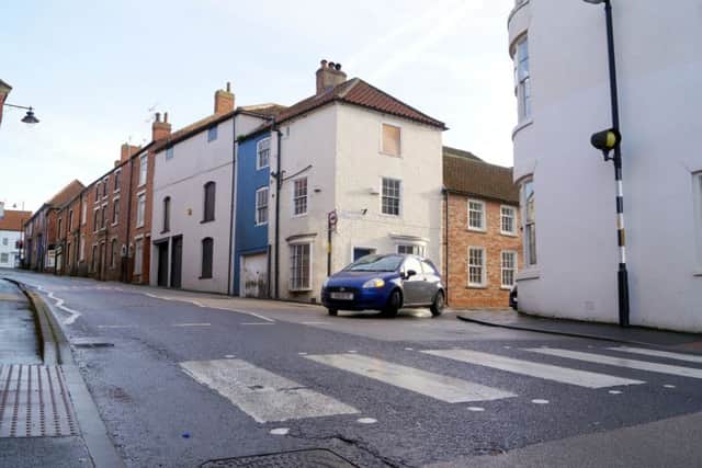 Concerns have been raised on the positioning of this crossing in Caistor EMN-190122-091945001