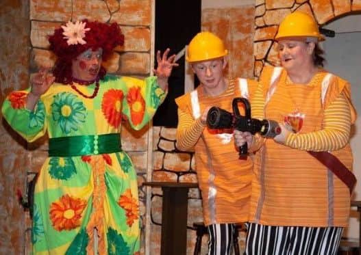 Zorro! the pantomime at Horncastle's Lion Theatre EMN-190121-132846001