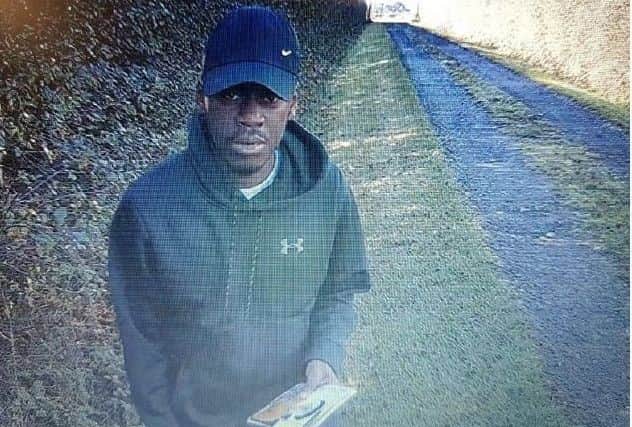 Do you recognise this man? EMN-190121-170904001