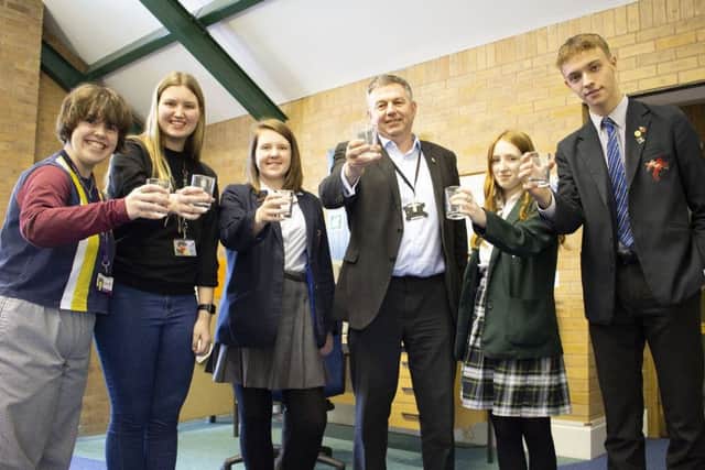 NKDC leaders challenge North Kesteven's Youth Council to eradicate single use plastic cups from their schools. EMN-190124-175755001