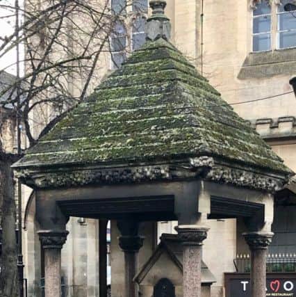 The Bristol Water Fountain in Sleaford Market Place. EMN-191202-144213001