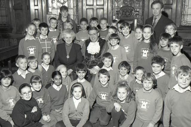 Here we turn back the clock 25 years to find pupils from Bostons Tower Road School in the council chamber at the Municipal Buildings where they held a debate with the Mayor and Mayoress, Coun Keith and Joyce Dobson.