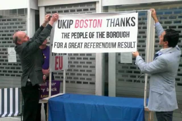 Brexit campaigners in Boston saying thank you to the voters who supported them. ANL-190216-195618001