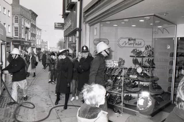 Another scene from the fire at Manfield's in 1984.