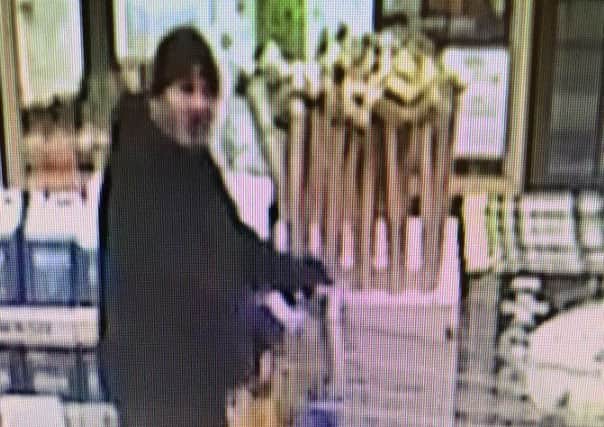 Do you recognise this man? EMN-190225-153005001