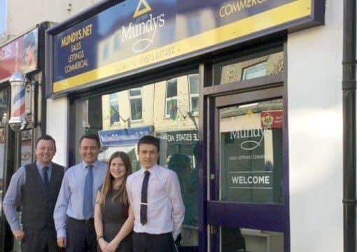 Mundy's in Market Rasen's Queen Street EMN-190403-125744001