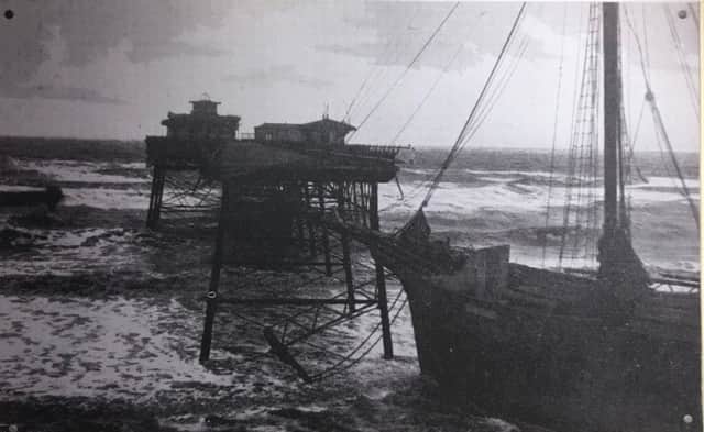 The Europa Schooner vessel smashing through the Pier deck 100 years ago. ANL-190320-072442001