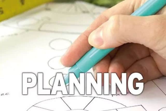 Planning applications news. EMN-170222-111317001