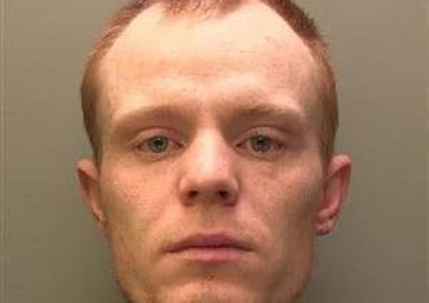 Wanted by police - Stephen Dent. EMN-190329-121505001