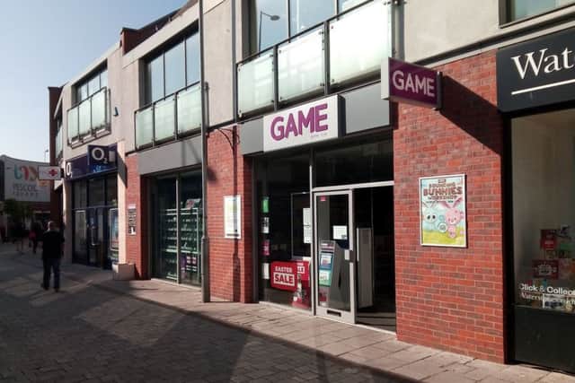 Game, in Pescod Square, Boston.