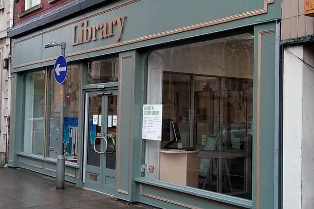 Sleaford Library. EMN-190422-140507001