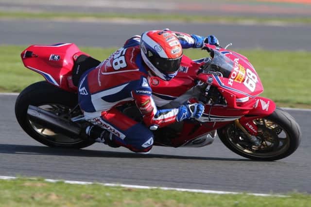 Tom Neave improved through the weekend to a strongest finish of eighth on his Honda Racing debut EMN-190423-102538002