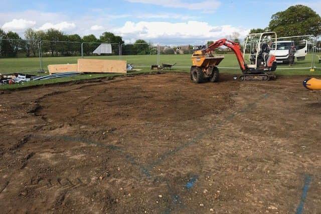Work in progress on the new play park for children at Heckington Playing Field. EMN-190105-092510001