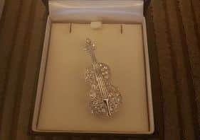 Does this jewellery belong to you?