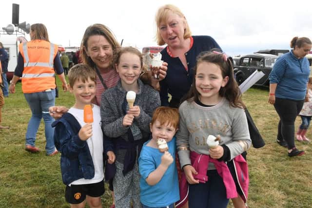 From left Archie Huskinson 5, Penny Gough-Brown, Neve Gough-Brown 8, Freddie Huskinson 3, Tracey Greenwood and Zoe Cherry 8. EMN-190527-092113001