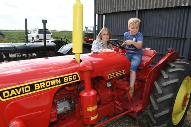 Lodge Farm, Burton Pedwardine. Karen Newton with Riley Jessop 8 of Roxholm EMN-191006-110933001