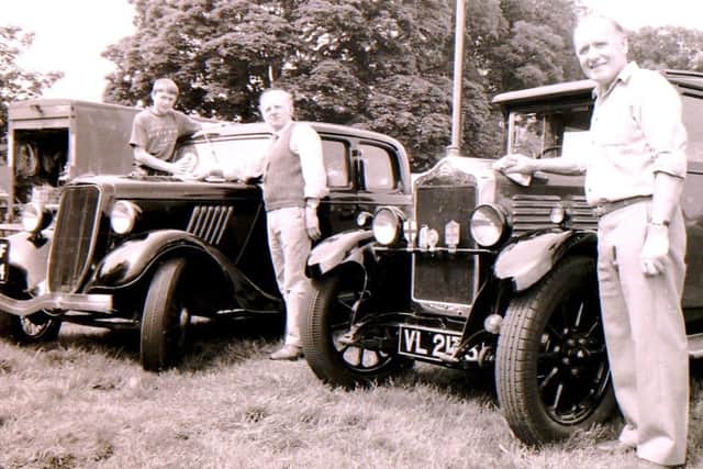 Exhibitors at the 1994 Swaton Vintage Day. EMN-190614-170931001