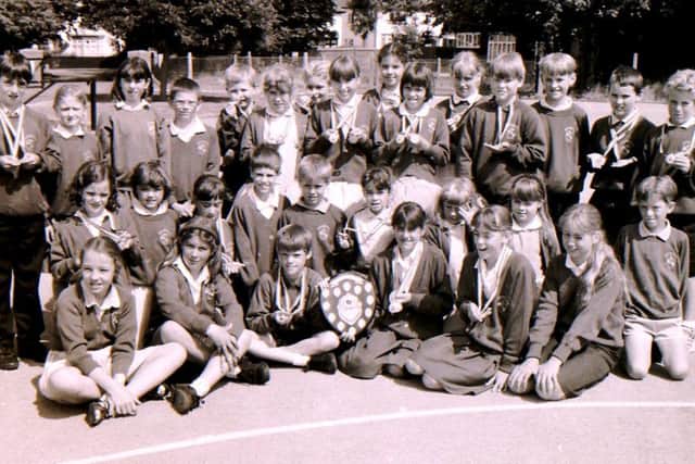 Sleaford's Roman Catholic School netball champions of 1994. EMN-190725-170752001