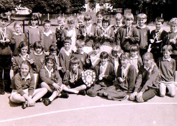 Sleaford's Roman Catholic School netball champions of 1994. EMN-190725-170752001