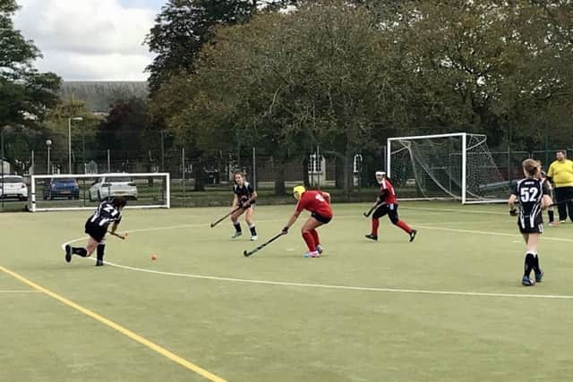 A Leadenham Ladies penalty corner. Picture: Siobhan Croft EMN-191014-171211002