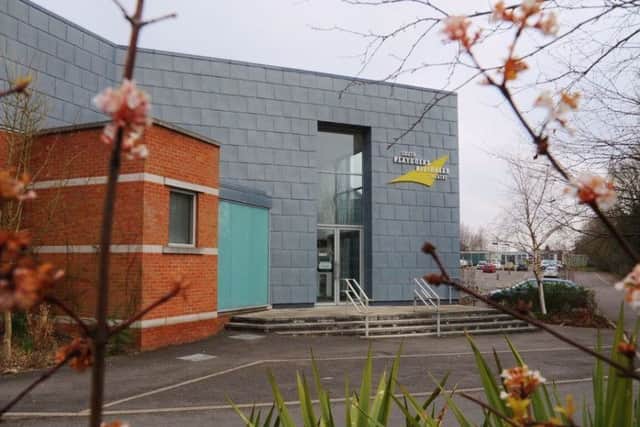 Louth Riverhead Theatre EMN-191219-115756001