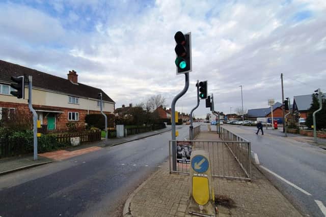 A Ford Focus hit a 12-year-old girl at this set of traffic lights in Newmarket, Louth, on Monday evening.