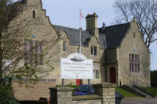 William Alvey Primary School, Sleaford. EMN-150416-154537001