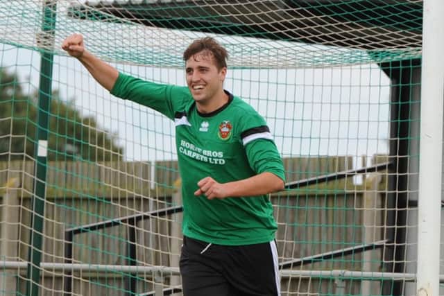 Sleaford Town v Huntingdon Town, football action. Ryan Oliver.