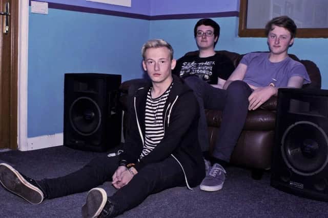Local punk band 'The Theory'. EMN-151021-143449001