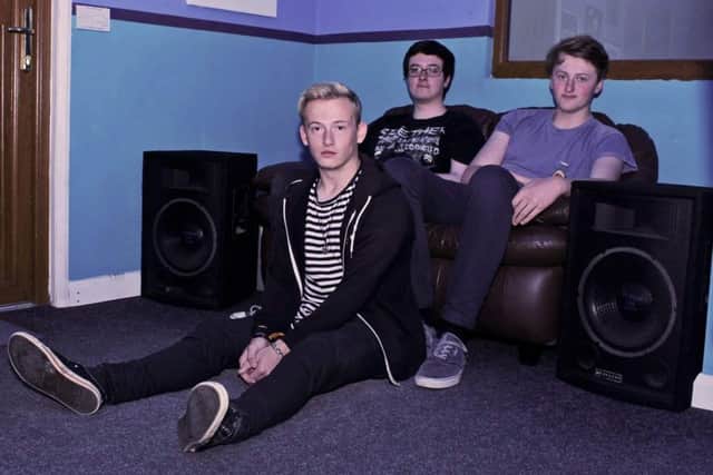 Local punk band 'The Theory'. EMN-151021-143449001