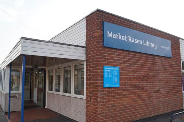 Market Rasen Library EMN-151224-110206001
