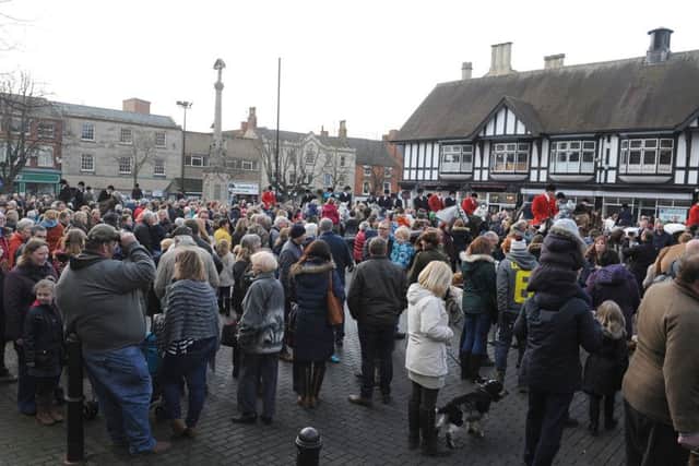 Blankney Hunt meet in Sleaford Market PLace, EMN-151229-102732001